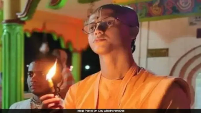 Bangladesh Hindu Priest Shyam Das Prabhu Arrest Protest and Hindu Temples Attack