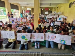 पुलिस कर्मियों व नगर सुरक्षा समिति सदस्यों ने ली शपथ, पहुचायेंगे जन जन तक, नशे से दूरी रखने का संकल्प।